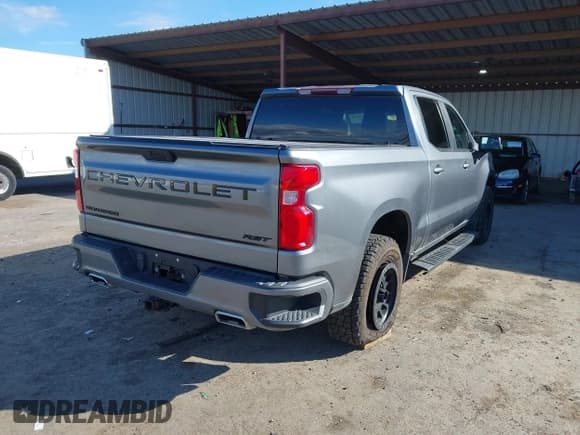 ✅ 2020 Chevrolet Silverado 1500 RST • VIN: 3GCUYEET7LG374874 • Lot: 41751044. Listed on IAAI with 108,814 mi. Free auction sales archive from the USA and detailed vehicle history report at DreamBid. Image 4.