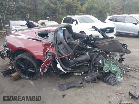 ✅ 2016 Chevrolet Corvette Z51 3LT • VIN: 1G1YM2D76G5114634 • Lot: 43383944. Wystawiony na IAAI z przebiegiem Nie podano. Bezpłatny archiwum sprzedaży aukcyjnych z USA i szczegółowy raport historii pojazdu na DreamBid. Zdjęcie 13.