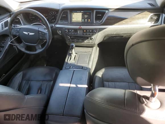 ✅ 2015 Hyundai Genesis 3.8L • VIN: KMHGN4JE8FU042768 • Lot: 75961194. Wystawiony na Copart z przebiegiem 89 829 mil. Bezpłatny archiwum sprzedaży aukcyjnych z USA i szczegółowy raport historii pojazdu na DreamBid. Zdjęcie 8.