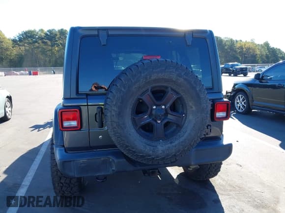 ✅ 2018 Jeep Wrangler Unlimited Sport S • VIN: 1C4HJXDGXJW110178 • Lot: 43465455. Listed on IAAI with 113,489 mi. Free auction sales archive from the USA and detailed vehicle history report at DreamBid. Image 17.