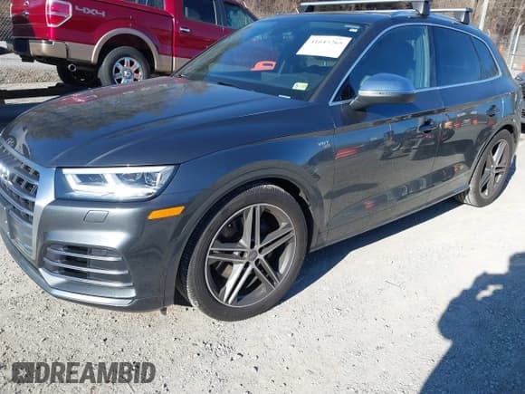 ✅ 2018 Audi SQ5 • VIN: WA1A4BFY6J2023333 • Lot: 41645265. Listed on IAAI with 59,816 mi. Free auction sales archive from the USA and detailed vehicle history report at DreamBid. Image 2.