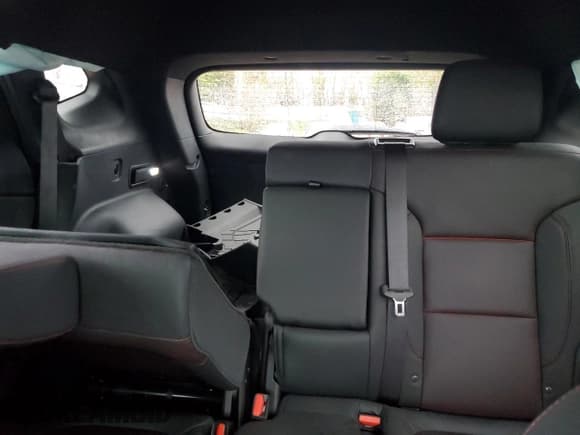 ✅ 2023 Chevrolet Blazer RS • VIN: 3GNKBKRS7PS137885 • Lot: 87204065. Wystawiony na Copart z przebiegiem 39 077 mil. Bezpłatny archiwum sprzedaży aukcyjnych z USA i szczegółowy raport historii pojazdu na DreamBid. Zdjęcie 10.