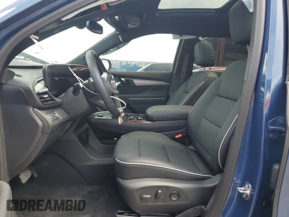 ✅ 2025 Buick Enclave Preferred • VIN: 5GAEVARS7SJ103285 • Lot: 62377765. Listed on Copart with Not provided. Free auction sales archive from the USA and detailed vehicle history report at DreamBid. Image 7.