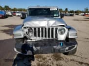 ✅ 2023 Jeep Wrangler Sahara • VIN: 1C4JJXP69PW514683 • Lot: 84743775. Wystawiony na Copart z przebiegiem 72 487 mil. Bezpłatny archiwum sprzedaży aukcyjnych z USA i szczegółowy raport historii pojazdu na DreamBid. Zdjęcie 5.