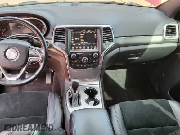 2018 Jeep Grand Cherokee Altitude z VIN 1C4RJFAG6JC360361, wystawiony jako Copart lot #90756185 z przebiegiem 69 472 mil mil oraz Czysty tytuł • Clean title. Historia ofert i sprzedaży dostępna na DreamBid. Obrazek 9.