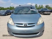 ✅ 2010 Toyota Sienna LE • VIN: 5TDJK4CC1AS031347 • Lot: 70738005. Listed on Copart with 133,384 mi. Free auction sales archive from the USA and detailed vehicle history report at DreamBid. Image 5.