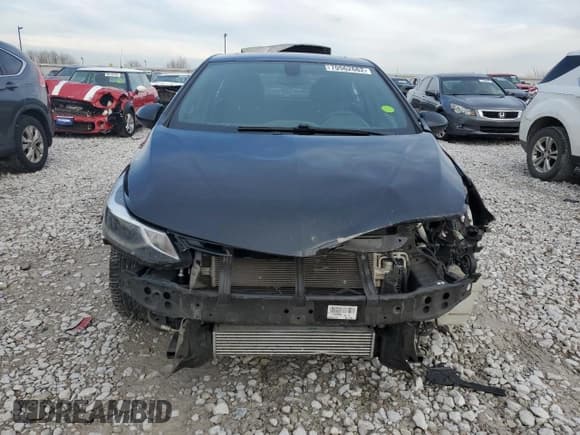 ✅ 2017 Chevrolet Cruze LT • VIN: 1G1BE5SM0H7203246 • Lot: 70562662. Listed on Copart with 176,917 mi. Free auction sales archive from the USA and detailed vehicle history report at DreamBid. Image 5.
