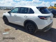 ✅ 2023 Honda HR-V Sport • VIN: 3CZRZ2H52PM711421 • Lot: 43163509. Wystawiony na IAAI z przebiegiem 21 179 mil. Bezpłatny archiwum sprzedaży aukcyjnych z USA i szczegółowy raport historii pojazdu na DreamBid. Zdjęcie 3.