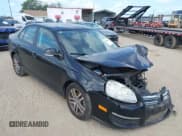 ✅ 2010 Volkswagen Jetta Limited Edition • VIN: 3VWAZ7AJ7AM078474 • Lot: 41945264. Wystawiony na IAAI z przebiegiem 161 362 mil. Bezpłatny archiwum sprzedaży aukcyjnych z USA i szczegółowy raport historii pojazdu na DreamBid. Zdjęcie 1.