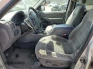 ✅ 2005 Ford Explorer XLT • VIN: 1FMZU63E35ZA10350 • Лот: 65641985. Опубликован ранее на Copart с пробегом 224 401 миль. Бесплатный доступ к архиву аукционных продаж из США и подробный отчёт об истории автомобиля на DreamBid. Изображение 7.