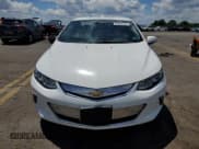 ✅ 2017 Chevrolet Volt LT • VIN: 1G1RC6S56HU200047 • Lot: 61092324. Wystawiony na Copart z przebiegiem Nie podano. Bezpłatny archiwum sprzedaży aukcyjnych z USA i szczegółowy raport historii pojazdu na DreamBid. Zdjęcie 5.
