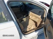 ✅ 2009 Volkswagen Jetta SE • VIN: 3VWRM71K89M040015 • Lot: 43040938. Wystawiony na IAAI z przebiegiem 225 931 mil. Bezpłatny archiwum sprzedaży aukcyjnych z USA i szczegółowy raport historii pojazdu na DreamBid. Zdjęcie 5.