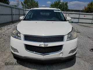 ✅ 2011 Chevrolet Traverse 1LT • VIN: 1GNKVGEDXBJ129446 • Lot: 67484294. Wystawiony na Copart z przebiegiem Nie podano. Bezpłatny archiwum sprzedaży aukcyjnych z USA i szczegółowy raport historii pojazdu na DreamBid. Zdjęcie 5.