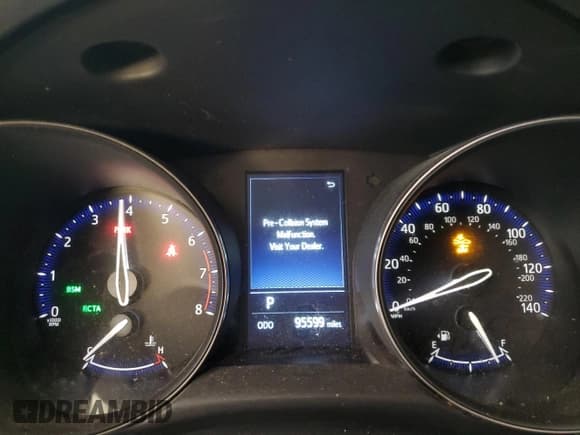 ✅ 2019 Toyota C-HR LE • VIN: JTNKHMBX0K1041353 • Лот: 93956015. Опубликован ранее на Copart с пробегом 95 599 миль. Бесплатный доступ к архиву аукционных продаж из США и подробный отчёт об истории автомобиля на DreamBid. Изображение 9.