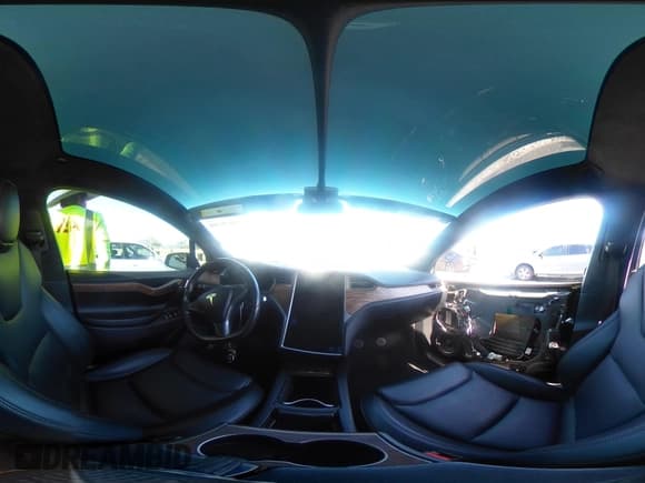 ✅ 2020 Tesla Model X Long Range • VIN: 5YJXCBE27LF261529 • Лот: 42676788. Опубликован ранее на IAAI с пробегом 106 271 миль. Бесплатный доступ к архиву аукционных продаж из США и подробный отчёт об истории автомобиля на DreamBid. Изображение 21.