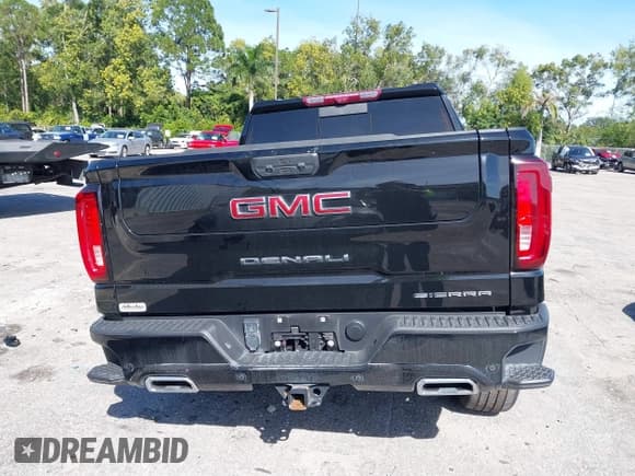 ✅ 2024 GMC Sierra 1500 Denali • VIN: 1GTUUGE84RZ119045 • Лот: 43676855. Опубликован ранее на IAAI с пробегом 29 293 миль. Бесплатный доступ к архиву аукционных продаж из США и подробный отчёт об истории автомобиля на DreamBid. Изображение 16.