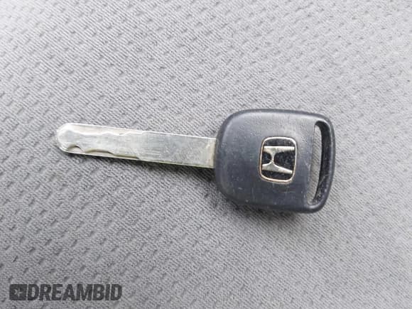 ✅ 2011 Honda Civic DX-VP • VIN: 19XFA1F32BE003426 • Lot: 43661930. Listed on IAAI with 122,432 mi. Free auction sales archive from the USA and detailed vehicle history report at DreamBid. Image 11.