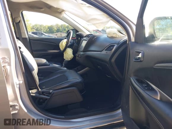 ✅ 2018 Dodge Journey Crossroad • VIN: 3C4PDDGG9JT387651 • Лот: 43307983. Опубликован ранее на IAAI с пробегом 130 090 миль. Бесплатный доступ к архиву аукционных продаж из США и подробный отчёт об истории автомобиля на DreamBid. Изображение 5.