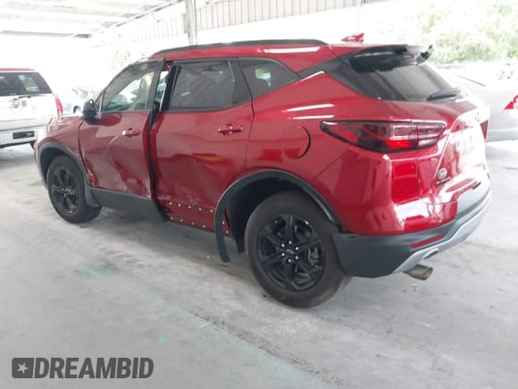 ✅ 2023 Chevrolet Blazer LT • VIN: 3GNKBCR47PS182610 • Lot: 42876141. Listed on IAAI with 42,825 mi. Free auction sales archive from the USA and detailed vehicle history report at DreamBid. Image 3.