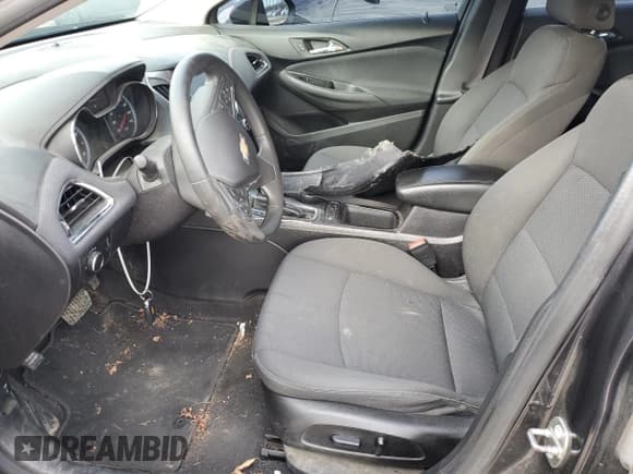 ✅ 2017 Chevrolet Cruze LT • VIN: 1G1BE5SM9H7266796 • Lot: 70294942. Listed on Copart with 160,978 mi. Free auction sales archive from the USA and detailed vehicle history report at DreamBid. Image 7.