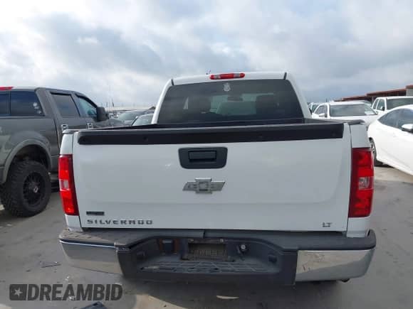 2010 Chevrolet Silverado 1500 LT z VIN 3GCRCSEA3AG185086, wystawiony jako IAAI lot #42563396 z przebiegiem 237 961 mil mil oraz . Historia ofert i sprzedaży dostępna na DreamBid. Obrazek 16.