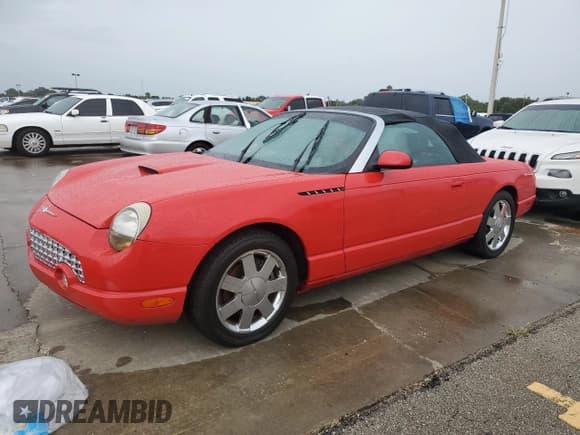 ✅ 2002 Ford Thunderbird Hardtop Premium • VIN: 1FAHP60A52Y104598 • Lot: 74252034. Wystawiony na Copart z przebiegiem Nie podano. Bezpłatny archiwum sprzedaży aukcyjnych z USA i szczegółowy raport historii pojazdu na DreamBid. Zdjęcie 1.