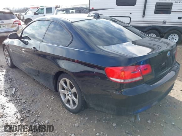 ✅ 2009 BMW 3 Series 328i xDrive • VIN: WBAWC33519PC87654 • Lot: 41218768. Listed on IAAI with 137,022 mi. Free auction sales archive from the USA and detailed vehicle history report at DreamBid. Image 3.