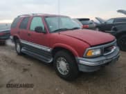 ✅ 1995 GMC Jimmy SLE Convenience • VIN: 1GKDT13W0S2519253 • Lot: 43536865. Listed on Copart with 121,556 mi. Free auction sales archive from the USA and detailed vehicle history report at DreamBid. Image 4.