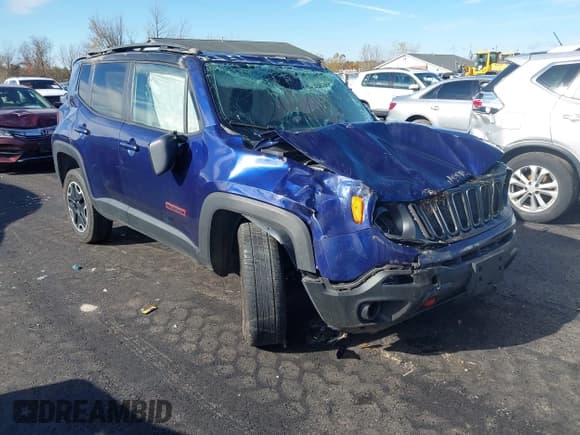 ✅ 2017 Jeep Renegade Trailhawk • VIN: ZACCJBCB1HPE40687 • Lot: 43584458. Listed on IAAI with 127,102 mi. Free auction sales archive from the USA and detailed vehicle history report at DreamBid. Image 1.