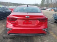 ✅ 2020 Kia Forte LXS • VIN: 3KPF24AD2LE252227 • Lot: 41555563. Wystawiony na IAAI z przebiegiem 78 201 mil. Bezpłatny archiwum sprzedaży aukcyjnych z USA i szczegółowy raport historii pojazdu na DreamBid. Zdjęcie 15.