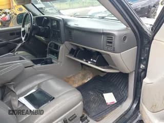 ✅ 2005 Chevrolet Suburban Z71 • VIN: 3GNFK16Z25G292017 • Лот: 42610183. Опубликован ранее на IAAI с пробегом Не указан. Бесплатный доступ к архиву аукционных продаж из США и подробный отчёт об истории автомобиля на DreamBid. Изображение 5.