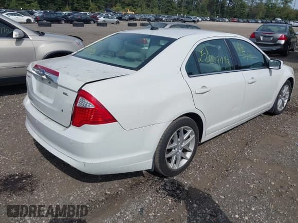 ✅ 2012 Ford Fusion SEL • VIN: 3FAHP0JAXCR212825 • Lot: 43349263. Wystawiony na IAAI z przebiegiem Nie podano. Bezpłatny archiwum sprzedaży aukcyjnych z USA i szczegółowy raport historii pojazdu na DreamBid. Zdjęcie 4.