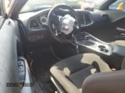 ✅ 2018 Dodge Challenger T/A • VIN: 2C3CDZBT7JH287674 • Lot: 53894344. Wystawiony na Copart z przebiegiem 36 170 mil. Bezpłatny archiwum sprzedaży aukcyjnych z USA i szczegółowy raport historii pojazdu na DreamBid. Zdjęcie 8.