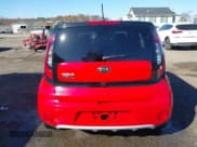 ✅ 2017 Kia Soul + • VIN: KNDJP3A57H7450047 • Lot: 43672235. Wystawiony na IAAI z przebiegiem 73 263 mil. Bezpłatny archiwum sprzedaży aukcyjnych z USA i szczegółowy raport historii pojazdu na DreamBid. Zdjęcie 16.