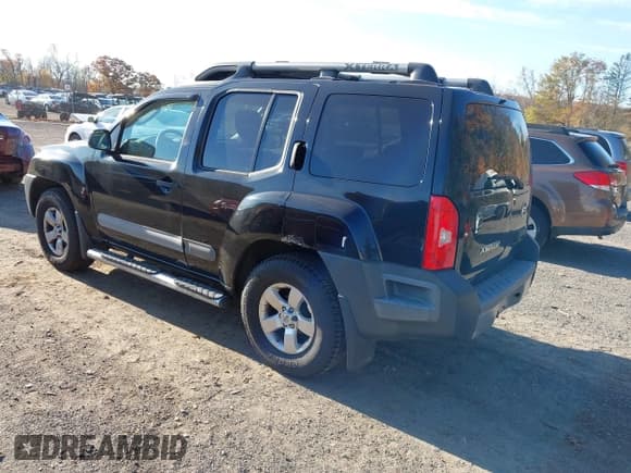 ✅ 2011 Nissan Xterra S • VIN: 5N1AN0NW2BC501598 • Lot: 43611404. Wystawiony na IAAI z przebiegiem 169 549 mil. Bezpłatny archiwum sprzedaży aukcyjnych z USA i szczegółowy raport historii pojazdu na DreamBid. Zdjęcie 3.