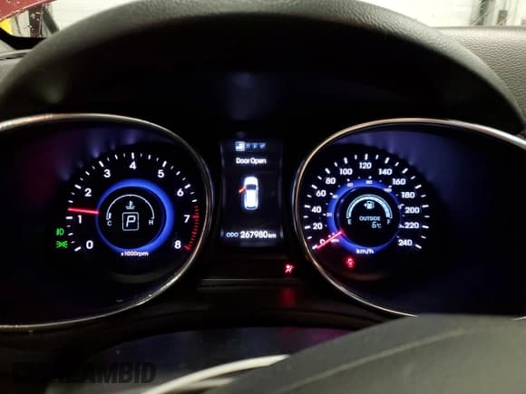 ✅ 2013 Hyundai Santa Fe Sport • VIN: 5XYZUDLA8DG006216 • Лот: 91195855. Опубликован ранее на Copart с пробегом 267 980 миль. Бесплатный доступ к архиву аукционных продаж из США и подробный отчёт об истории автомобиля на DreamBid. Изображение 9.