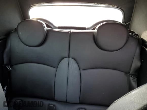 ✅ 2010 MINI Convertible S • VIN: WMWMS3C57ATY08895 • Lot: 41870075. Wystawiony na Copart z przebiegiem 101 573 mil. Bezpłatny archiwum sprzedaży aukcyjnych z USA i szczegółowy raport historii pojazdu na DreamBid. Zdjęcie 10.