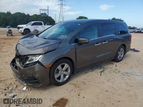✅ 2020 Honda Odyssey EX • VIN: 5FNRL6H5XLB012518 • Lot: 56355435. Listed on Copart with 67,197 mi. Free auction sales archive from the USA and detailed vehicle history report at DreamBid. Image 1.