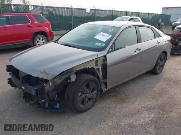 2022 Hyundai Elantra SEL с VIN KMHLM4AG4NU260871, выставлен на аукционе IAAI как лот 42869156 с пробегом 33 597 миль миль и . История ставок и продаж доступна на DreamBid. Изображение 17.