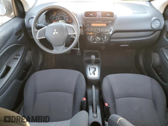 ✅ 2017 Mitsubishi Mirage ES • VIN: ML32A3HJ1HH000626 • Lot: 91942505. Wystawiony na Copart z przebiegiem 116 478 mil. Bezpłatny archiwum sprzedaży aukcyjnych z USA i szczegółowy raport historii pojazdu na DreamBid. Zdjęcie 8.