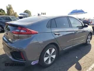 2019 Hyundai Ioniq с VIN KMHC65LD0KU115809, выставлен на аукционе Copart как лот 71447374 с пробегом 126 177 миль миль и Списание • Salvage title. История ставок и продаж доступна на DreamBid. Изображение 3.