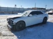 ✅ 2017 Chrysler 300 S Alloy Edition • VIN: 2C3CCABT2HH593566 • Лот: 88085215. Опубликован ранее на Copart с пробегом 50 297 миль. Бесплатный доступ к архиву аукционных продаж из США и подробный отчёт об истории автомобиля на DreamBid. Изображение 1.