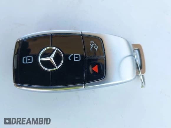 ✅ 2020 Mercedes-Benz E 450 • VIN: WDDZF6JB4LA715750 • Lot: 43324955. Listed on IAAI with 24,113 mi. Free auction sales archive from the USA and detailed vehicle history report at DreamBid. Image 11.
