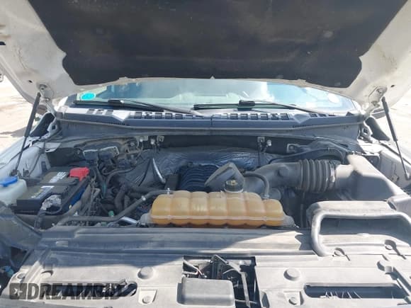 ✅ 2017 Ford F-150 XL • VIN: 1FTFW1EF5HFA02153 • Lot: 43202722. Listed on IAAI with 178,997 mi. Free auction sales archive from the USA and detailed vehicle history report at DreamBid. Image 10.