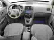 2006 Hyundai Tucson GL z VIN KM8JM72B26U292618, wystawiony jako Copart lot #71381784 z przebiegiem 208 371 mil mil oraz Szkoda całkowita • Salvage title. Historia ofert i sprzedaży dostępna na DreamBid. Obrazek 8.