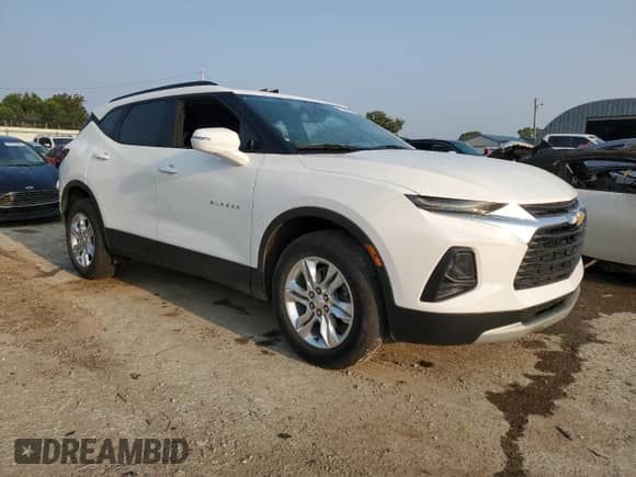 2022 Chevrolet Blazer LT z VIN 3GNKBCR48NS157325, wystawiony jako Copart lot #70367855 z przebiegiem 21 773 mil mil oraz Szkoda całkowita • Salvage title. Historia ofert i sprzedaży dostępna na DreamBid. Obrazek 4.