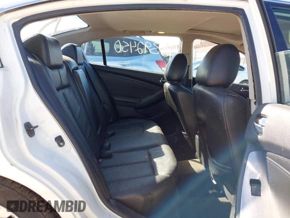 ✅ 2010 Nissan Altima SR • VIN: 1N4BL2AP9AN459092 • Lot: 43392450. Listed on IAAI with 149,601 mi. Free auction sales archive from the USA and detailed vehicle history report at DreamBid. Image 8.