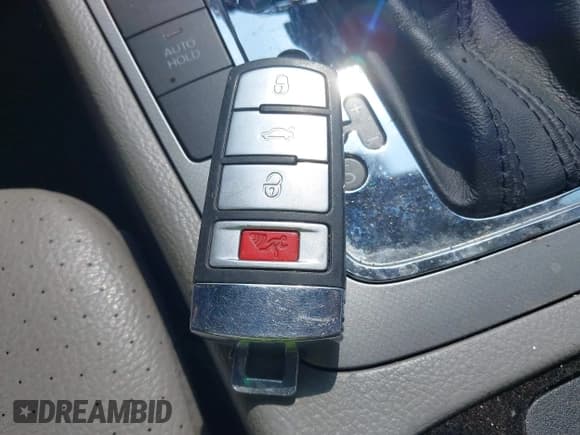 ✅ 2006 Volkswagen Passat Value Edition • VIN: WVWAK73C46P024685 • Lot: 42306118. Listed on IAAI with 160,844 mi. Free auction sales archive from the USA and detailed vehicle history report at DreamBid. Image 11.