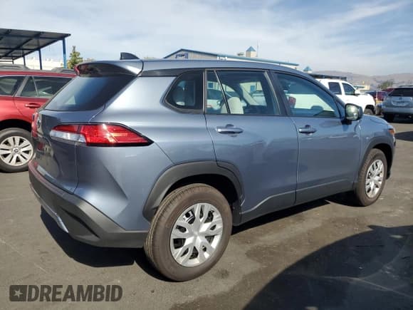 ✅ 2024 Toyota Corolla Cross L • VIN: 7MUAAAAG2RV114553 • Lot: 86140835. Listed on Copart with 4,398 mi. Free auction sales archive from the USA and detailed vehicle history report at DreamBid. Image 3.