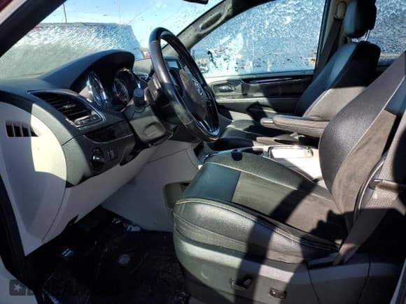 ✅ 2020 Dodge Grand Caravan SXT • VIN: 2C4RDGCG6LR178874 • Лот: 91698395. Опубликован ранее на Copart с пробегом 104 878 миль. Бесплатный доступ к архиву аукционных продаж из США и подробный отчёт об истории автомобиля на DreamBid. Изображение 7.